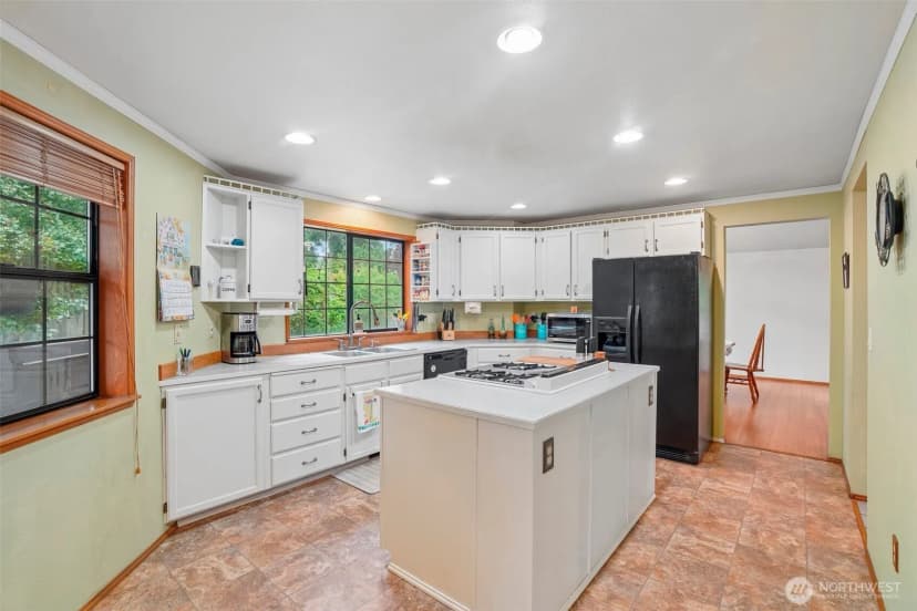 Property photo for 36110 23rd Place S, Federal Way photo 8