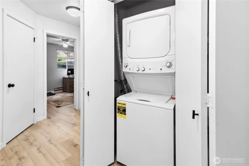 Property photo for 17300 91st Avenue Ne #b101, Bothell photo 16