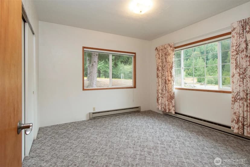 Property photo for 572 Dodger Lane, Port Angeles photo 11