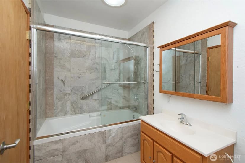 Property photo for 572 Dodger Lane, Port Angeles photo 14
