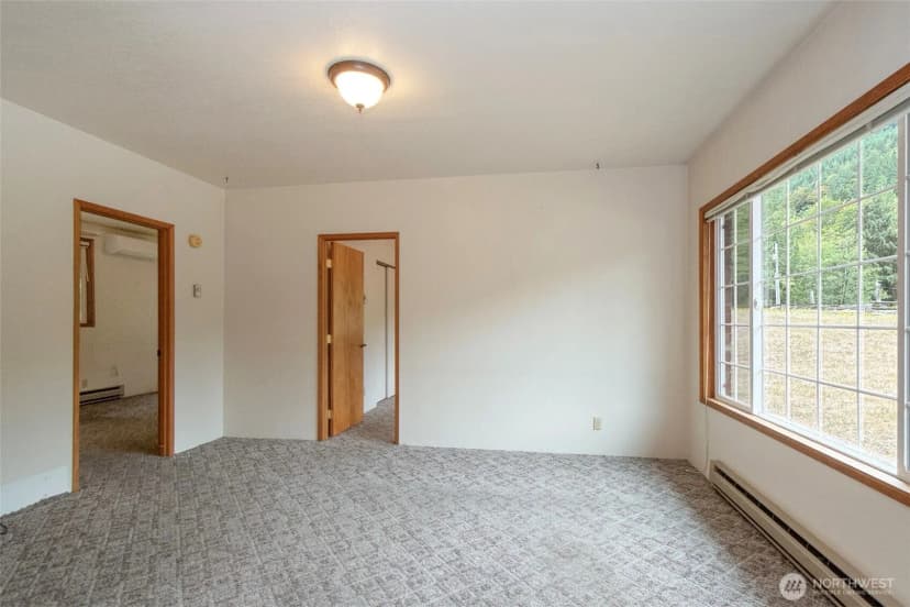 Property photo for 572 Dodger Lane, Port Angeles photo 12