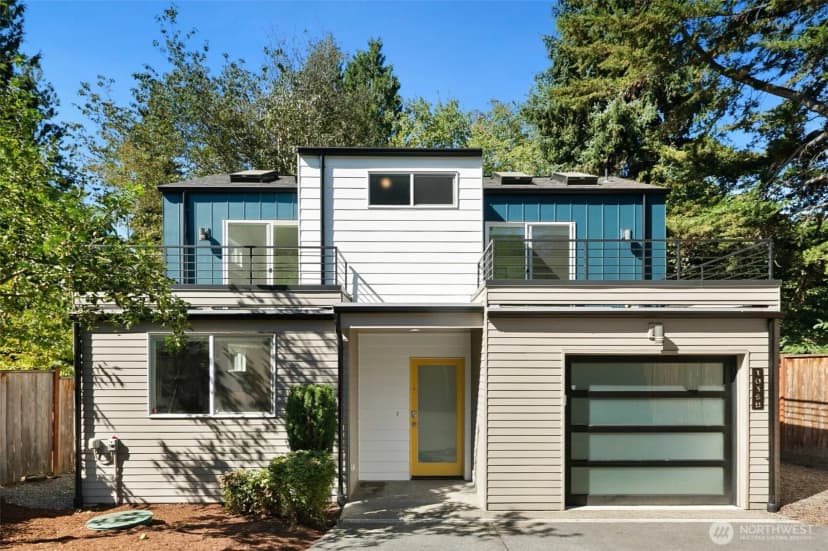 Property photo for 1036 Ne 102nd Street #b, Seattle