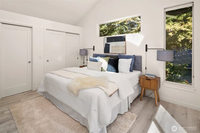 Property photo for 1036 Ne 102nd Street #b, Seattle photo 11