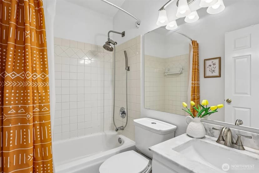 Property photo for 9834 Ne 130th Place, Kirkland photo 24