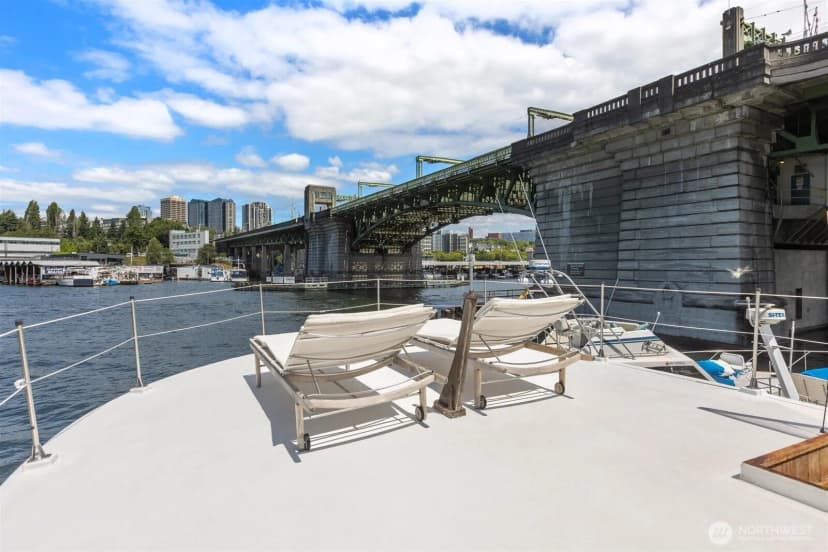 Property photo for 3308 Fuhrman Avenue E #1, Seattle photo 32