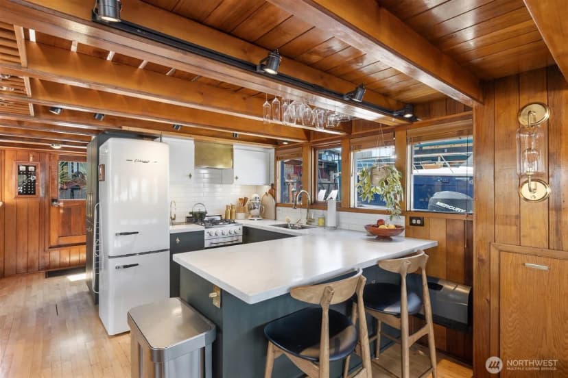 Property photo for 3308 Fuhrman Avenue E #1, Seattle photo 10
