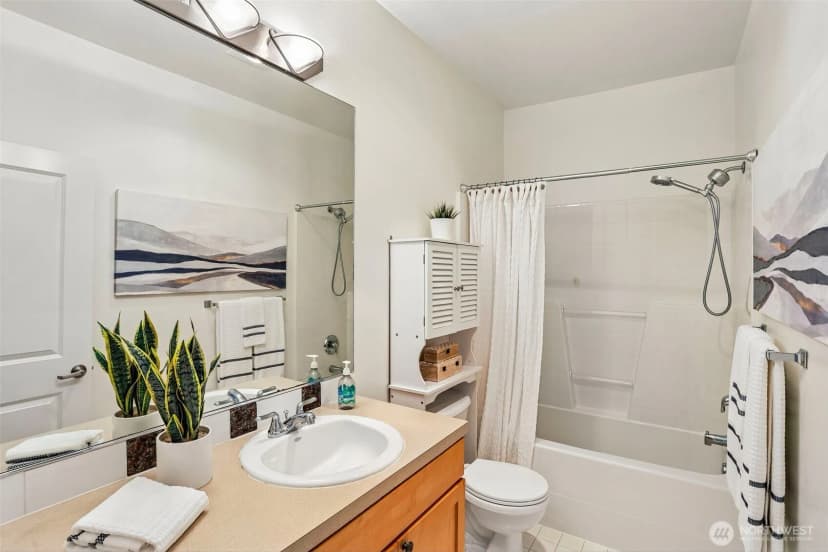 Property photo for 13824 N Creek Drive #1001, Mill Creek photo 23