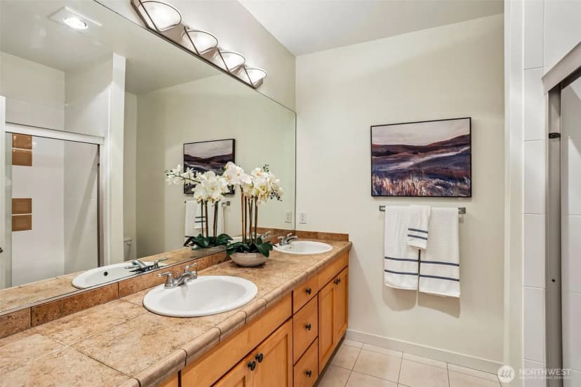 Property photo for 13824 N Creek Drive #1001, Mill Creek photo 17