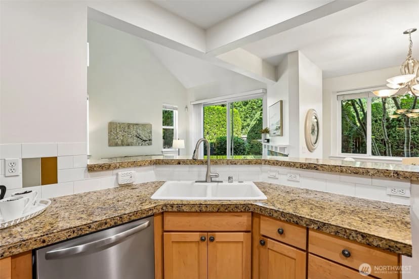 Property photo for 13824 N Creek Drive #1001, Mill Creek photo 14