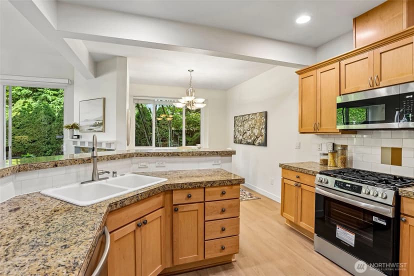 Property photo for 13824 N Creek Drive #1001, Mill Creek photo 11