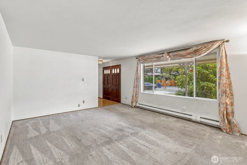 Property photo for 2322 98th Street Se, Everett photo 3