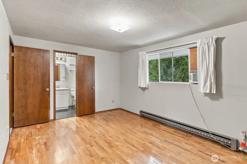 Property photo for 2322 98th Street Se, Everett photo 27