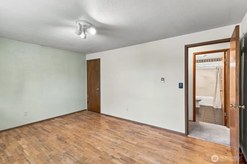 Property photo for 2322 98th Street Se, Everett photo 21