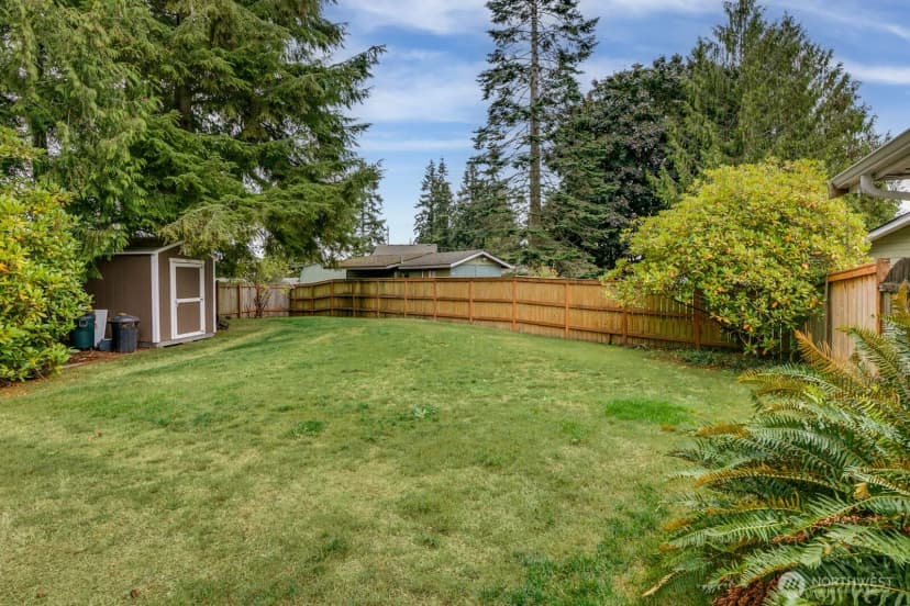 Property photo for 2322 98th Street Se, Everett photo 31