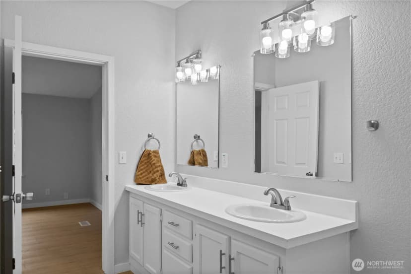 Property photo for 138 2nd Street, Gold Bar photo 16