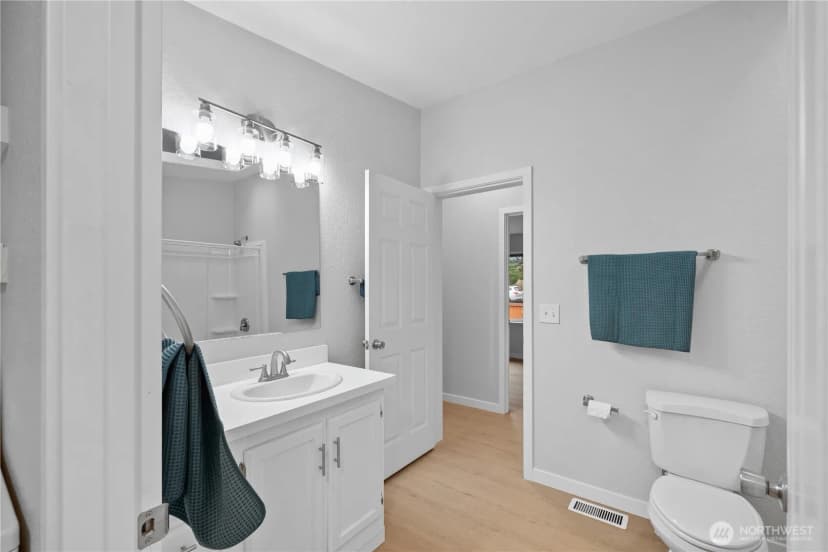 Property photo for 138 2nd Street, Gold Bar photo 19