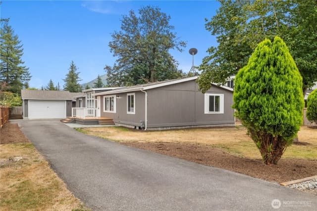 Property photo for 138 2nd Street, Gold Bar