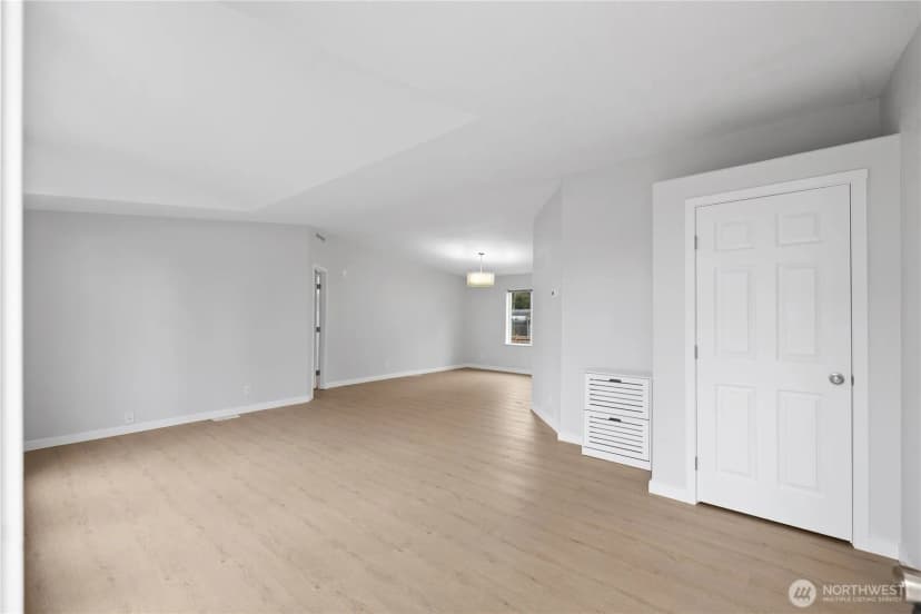 Property photo for 138 2nd Street, Gold Bar photo 3