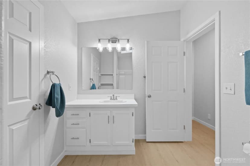 Property photo for 138 2nd Street, Gold Bar photo 20