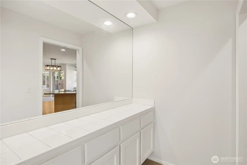 Property photo for 3106 235th Avenue Se, Sammamish photo 11