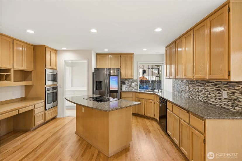 Property photo for 3106 235th Avenue Se, Sammamish photo 13