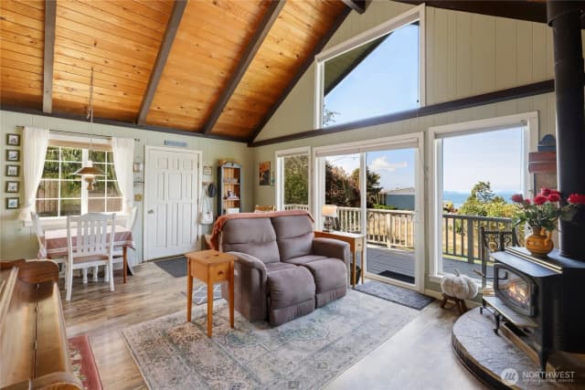 Property photo for 41 Hemlock Drive, Port Townsend photo 5