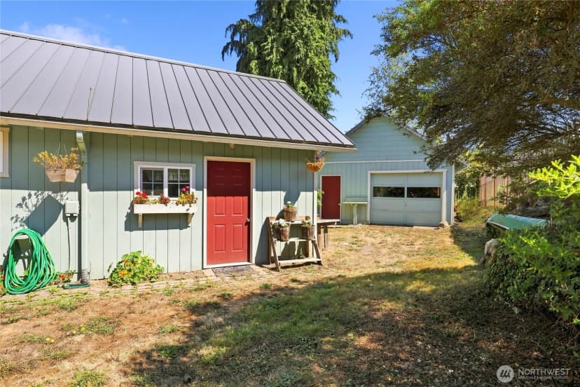 Property photo for 41 Hemlock Drive, Port Townsend photo 3
