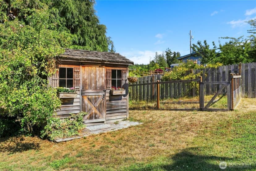 Property photo for 41 Hemlock Drive, Port Townsend photo 28