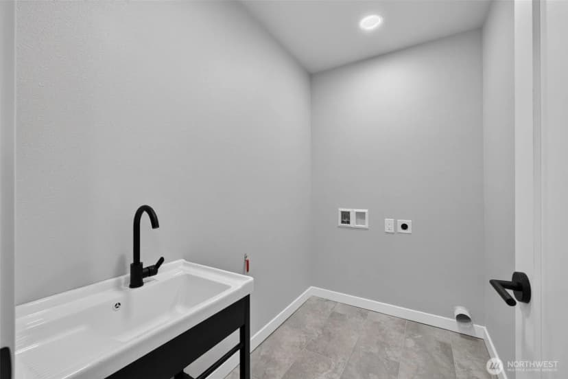 Property photo for 5408 240th Street Sw, Mountlake Terrace photo 19