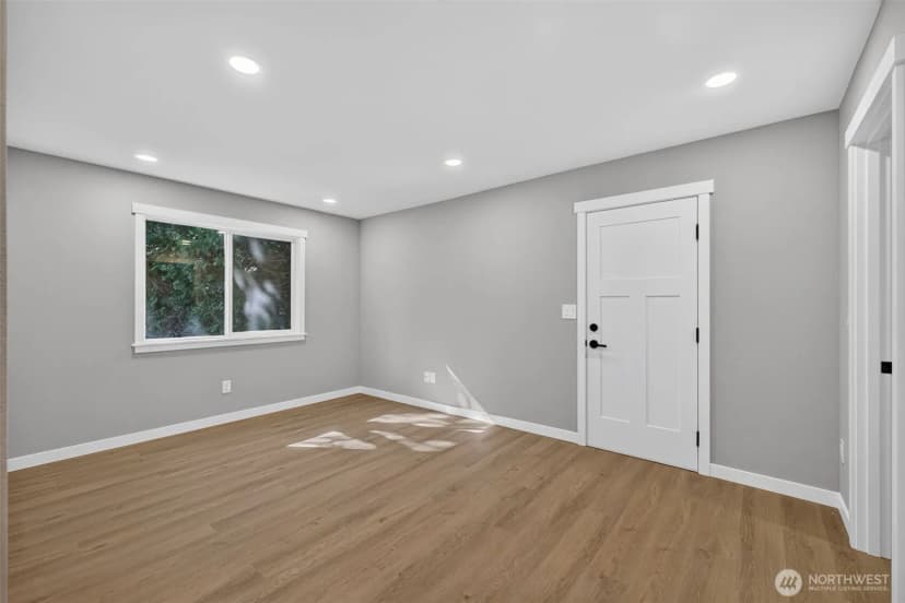 Property photo for 5408 240th Street Sw, Mountlake Terrace photo 17