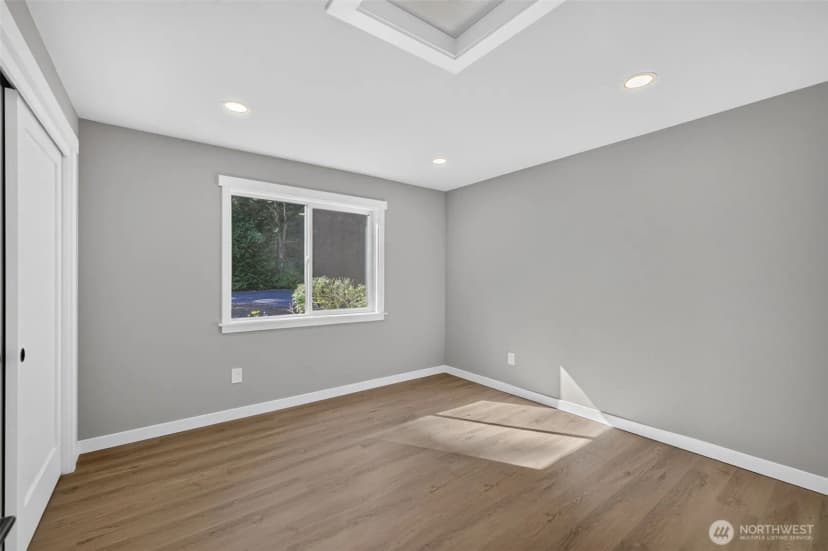 Property photo for 5408 240th Street Sw, Mountlake Terrace photo 15