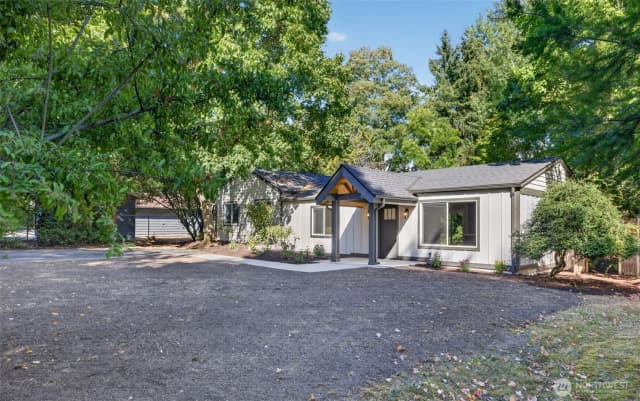 Property photo for 5408 240th Street Sw, Mountlake Terrace photo 2