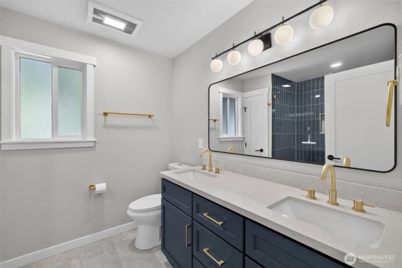 Property photo for 5408 240th Street Sw, Mountlake Terrace photo 14