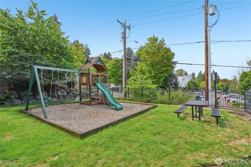 Property photo for 8312 120th Avenue Ne, Kirkland photo 32