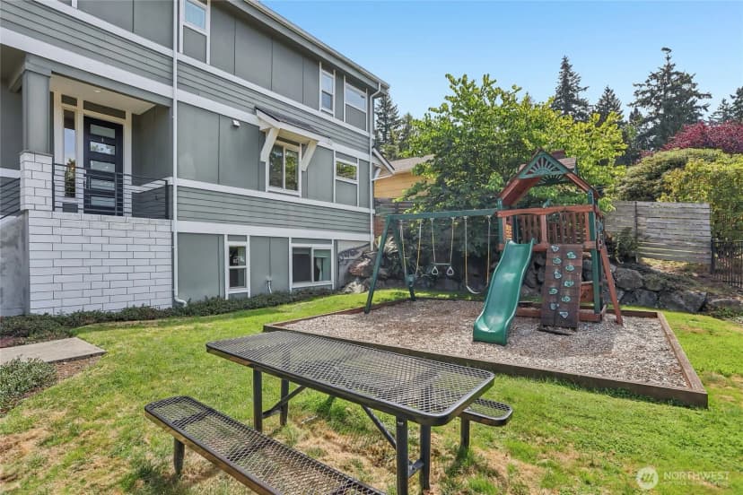 Property photo for 8312 120th Avenue Ne, Kirkland photo 31