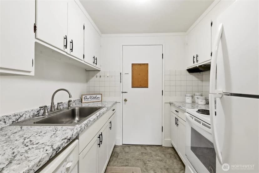 Property photo for 1725 1727 Bloomington Avenue, Bremerton photo 6