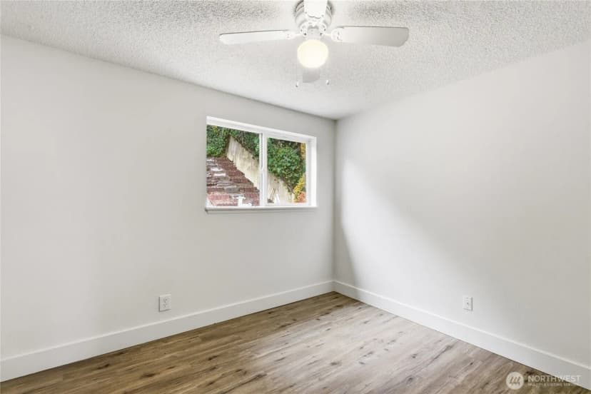 Property photo for 1725 1727 Bloomington Avenue, Bremerton photo 10