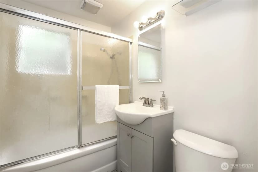 Property photo for 1725 1727 Bloomington Avenue, Bremerton photo 11