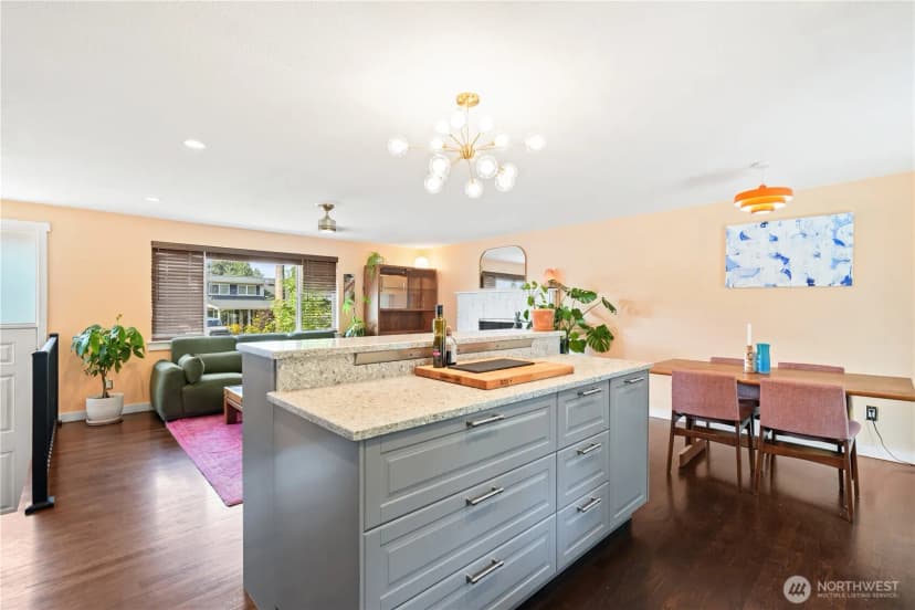 Property photo for 12661 Se 160th Street, Renton photo 8