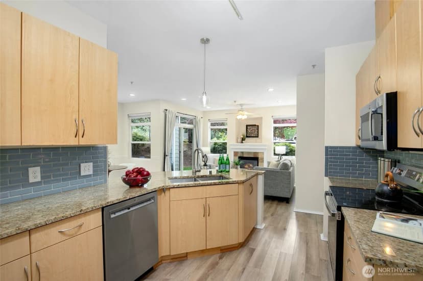 Property photo for 595 241st Lane Se, Sammamish photo 12