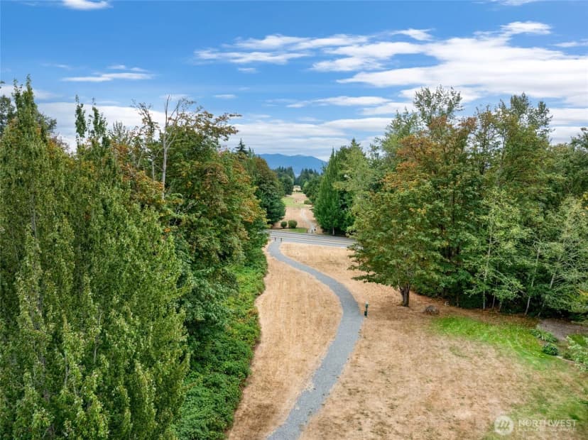 Property photo for 595 241st Lane Se, Sammamish photo 36