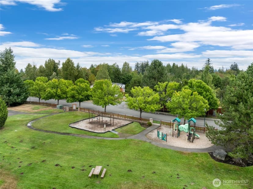 Property photo for 595 241st Lane Se, Sammamish photo 37