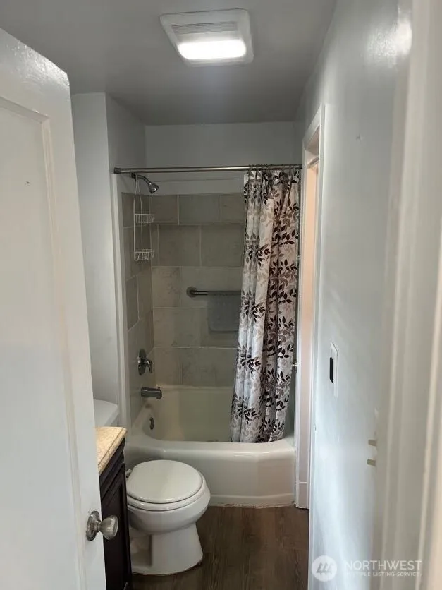 Property photo for 913 Charlotte Avenue W, Bremerton photo 11