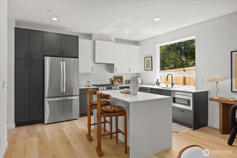 Property photo for 11349 23rd Avenue Ne, Seattle photo 15
