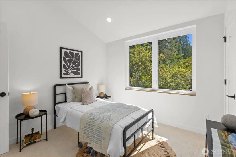 Property photo for 11349 23rd Avenue Ne, Seattle photo 12