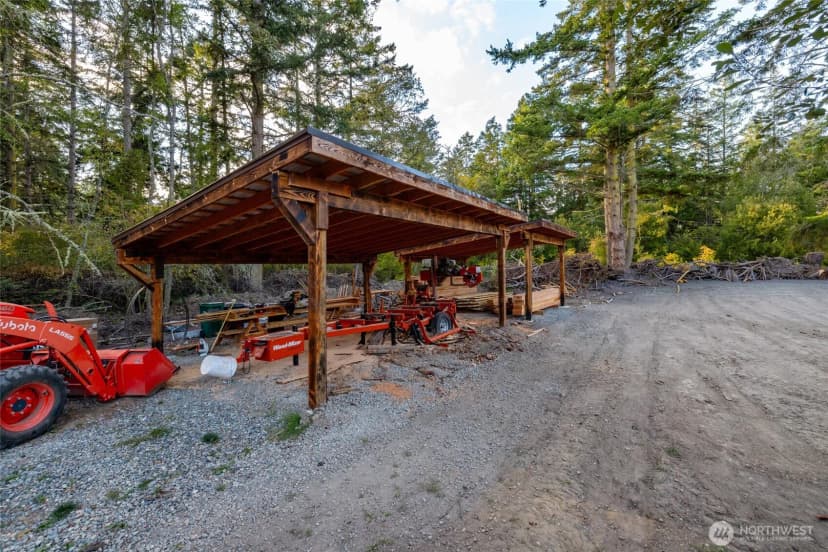Property photo for 1407 Arnold Road, Oak Harbor photo 34