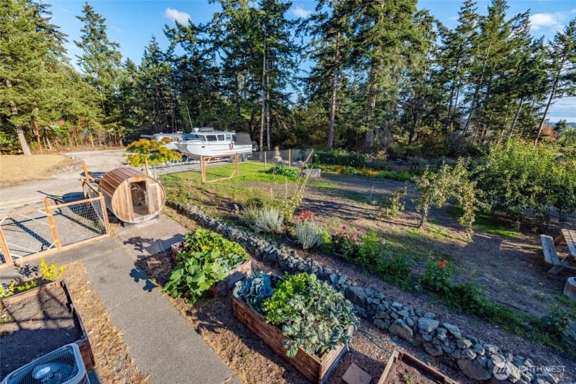 Property photo for 1407 Arnold Road, Oak Harbor photo 5