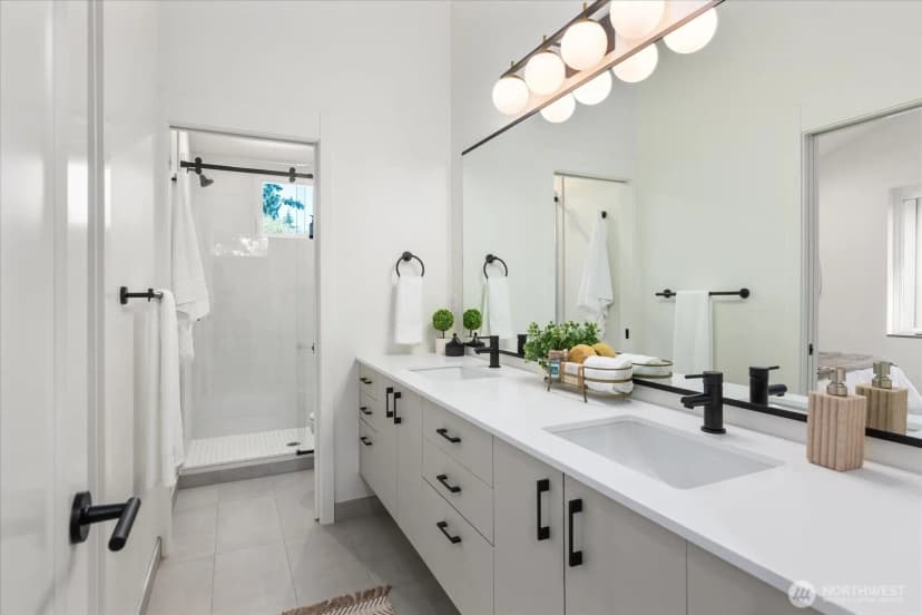 Property photo for 11341 B 23rd Avenue Ne, Seattle photo 13