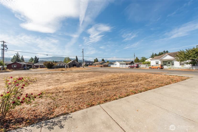 Property photo for 191 W Bell Street, Sequim photo 23
