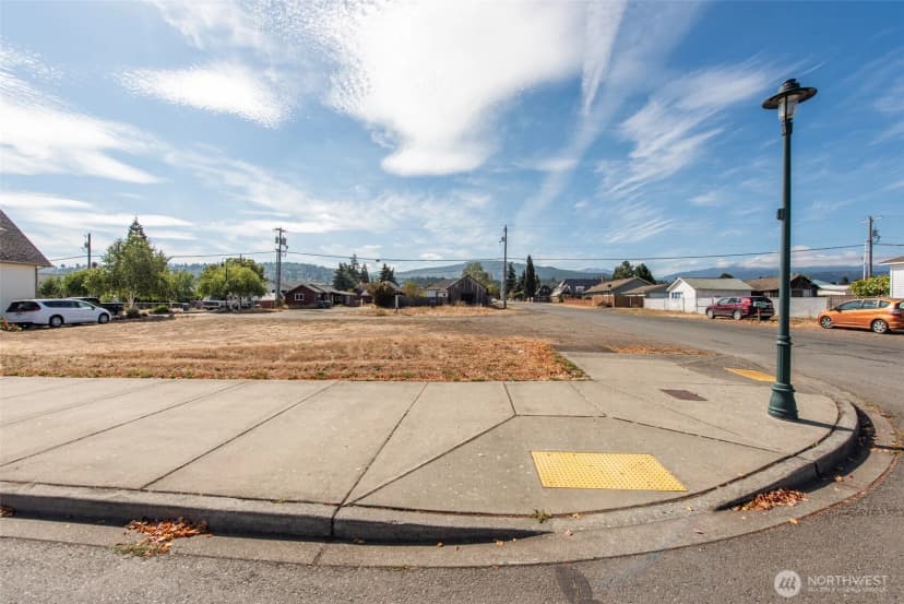 Property photo for 191 W Bell Street, Sequim photo 4